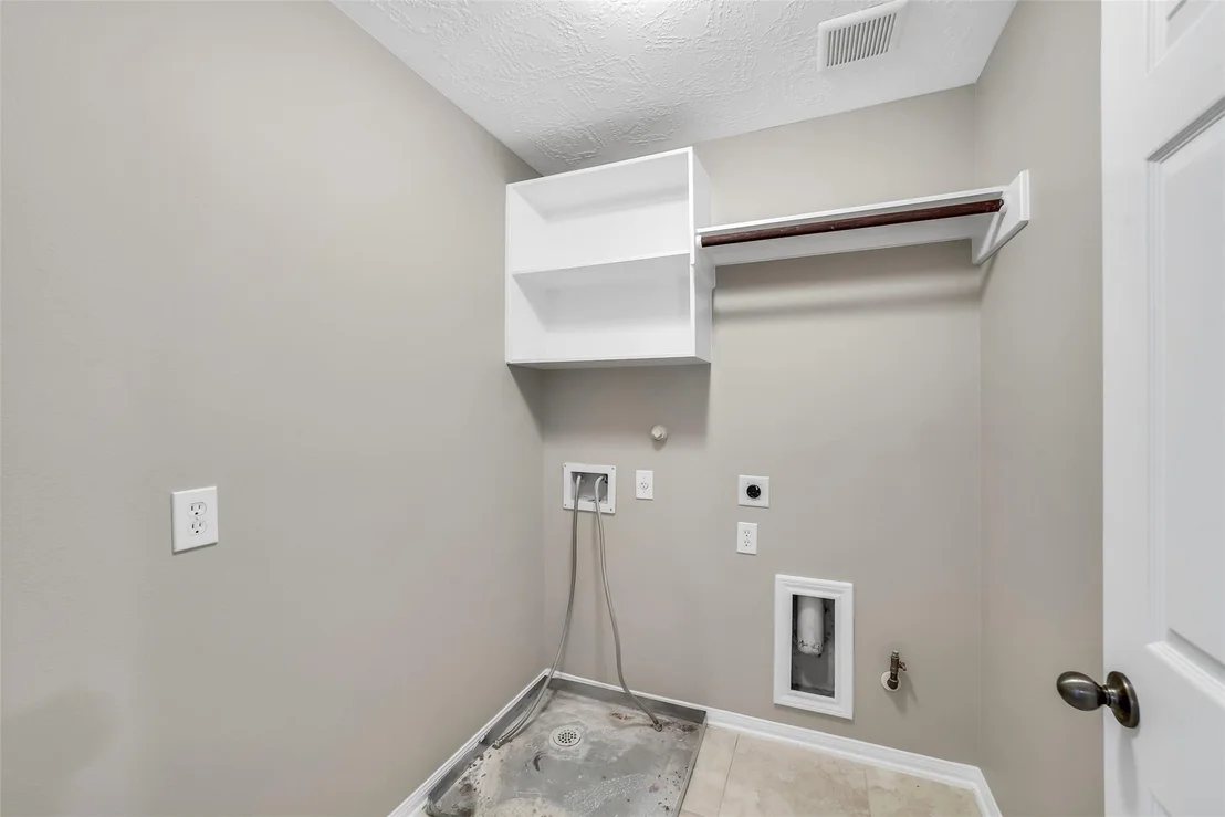 Photo of 25911 Shady Dawn Lane