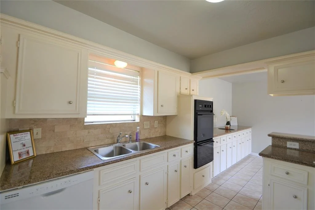 Photo of 15927 Tumbling Rapids Drive