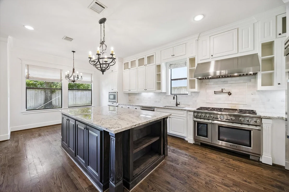 Photo of 1539 Hewitt Drive