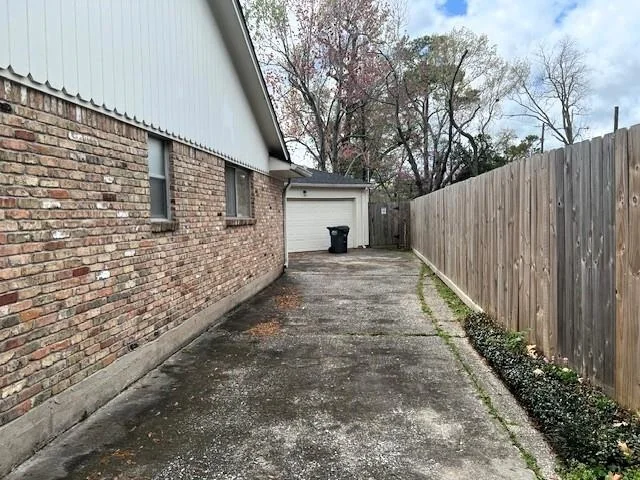 Photo of 8639 Cedarbrake Drive