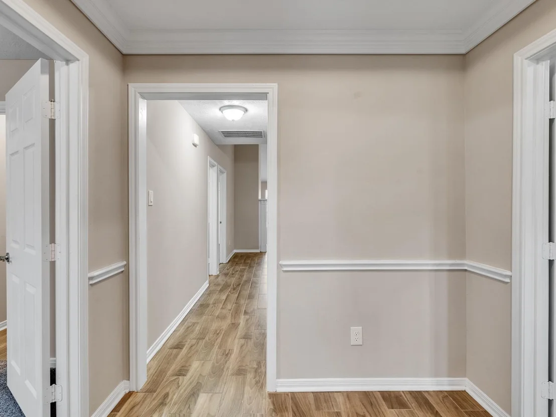Photo of 6827 Davy Crockett Drive