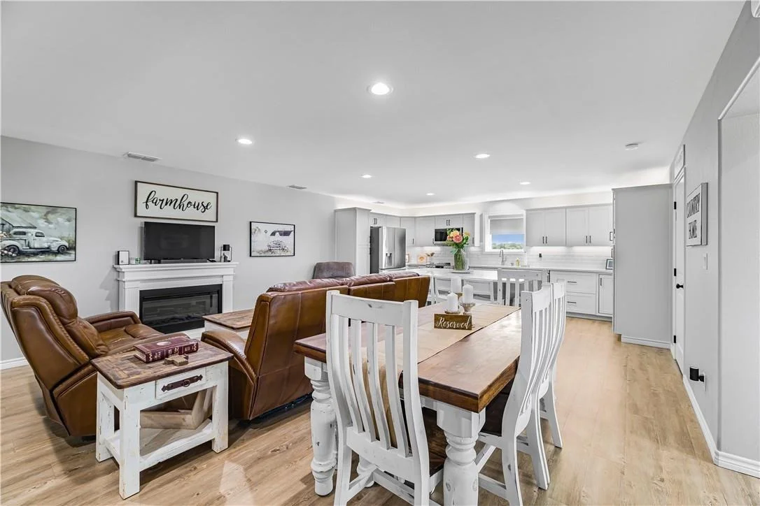 Photo of 686 Rappold Road