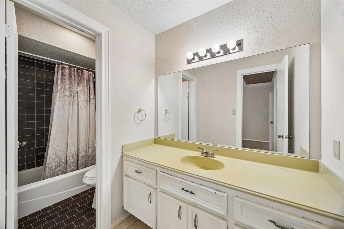 Photo of 3811 Trappers Forest Drive