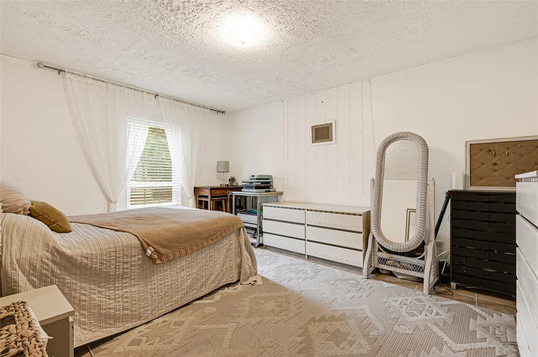 Photo of 410 Gamewood Drive