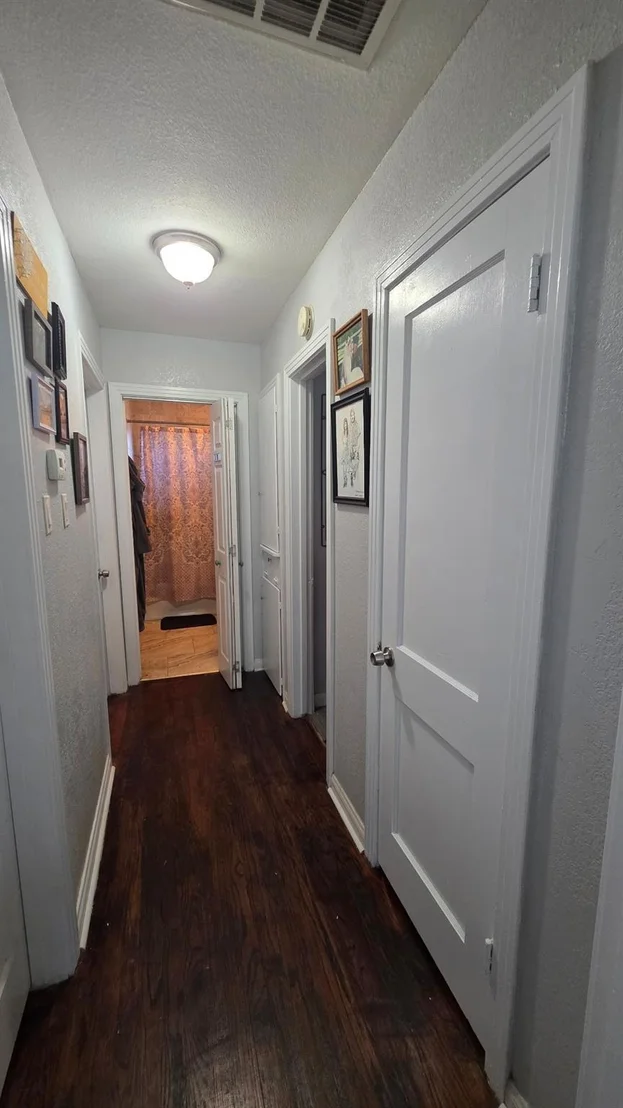 Photo of 1208 Chevy Chase Drive