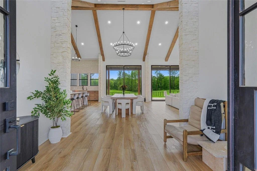 Photo of 150 Quiet Springs Trail