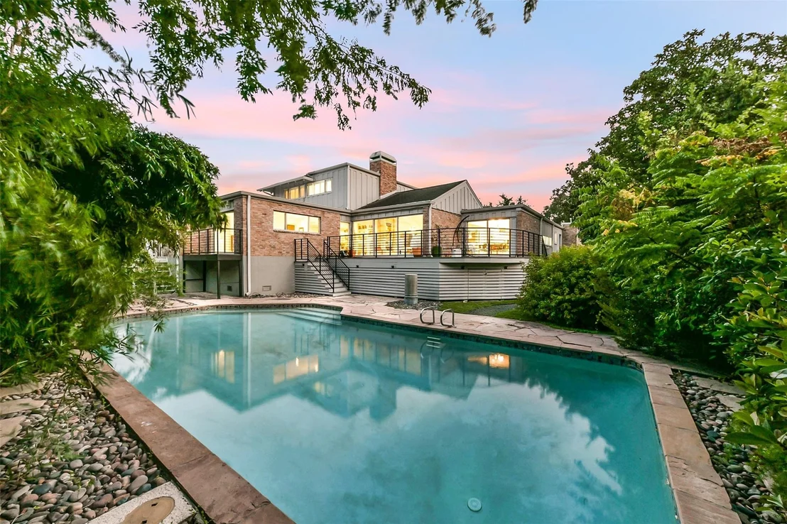 Photo of 5206 Contour Place