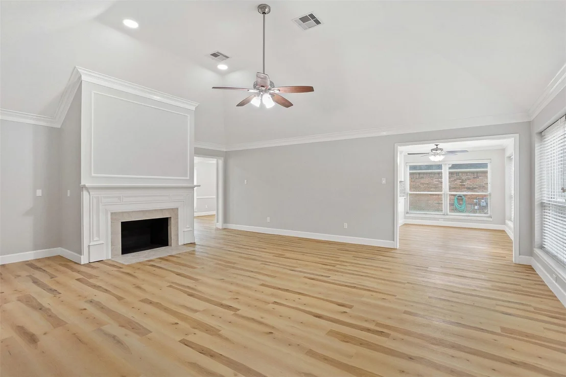 Photo of 2022 Hillside Oak Lane