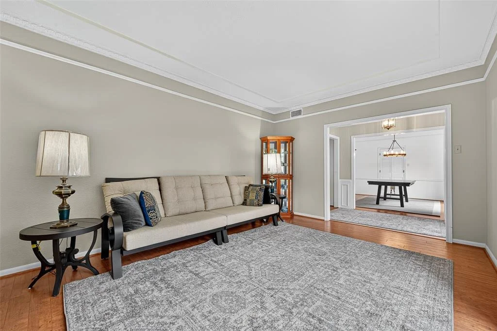 Photo of 18327 Forest Elms Drive