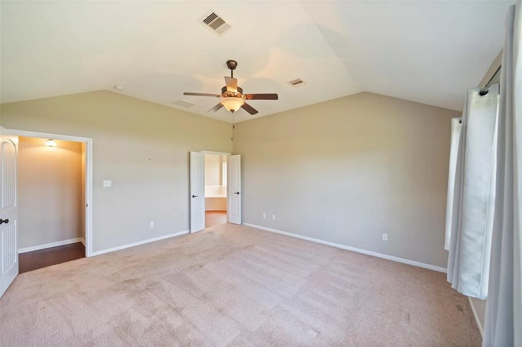 Photo of 8334 Rolling Oaks Drive