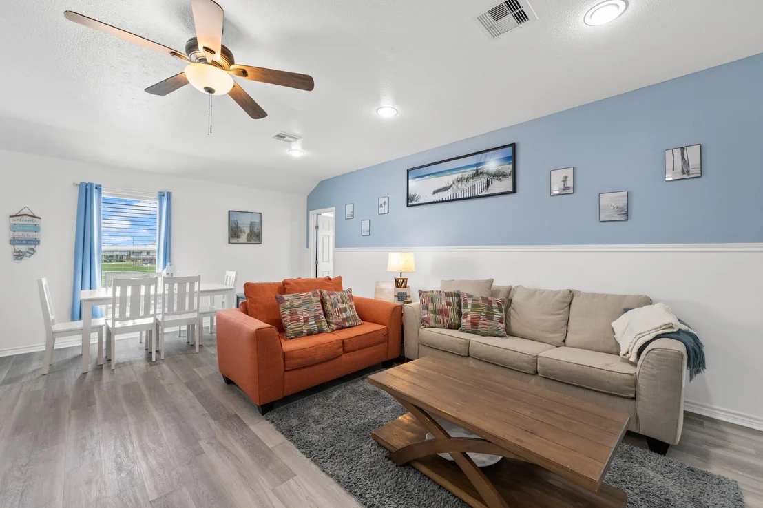 Photo of 818 Surf Drive