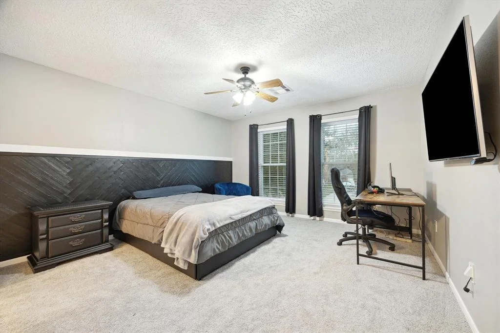 Photo of 904 Laurelfield Drive