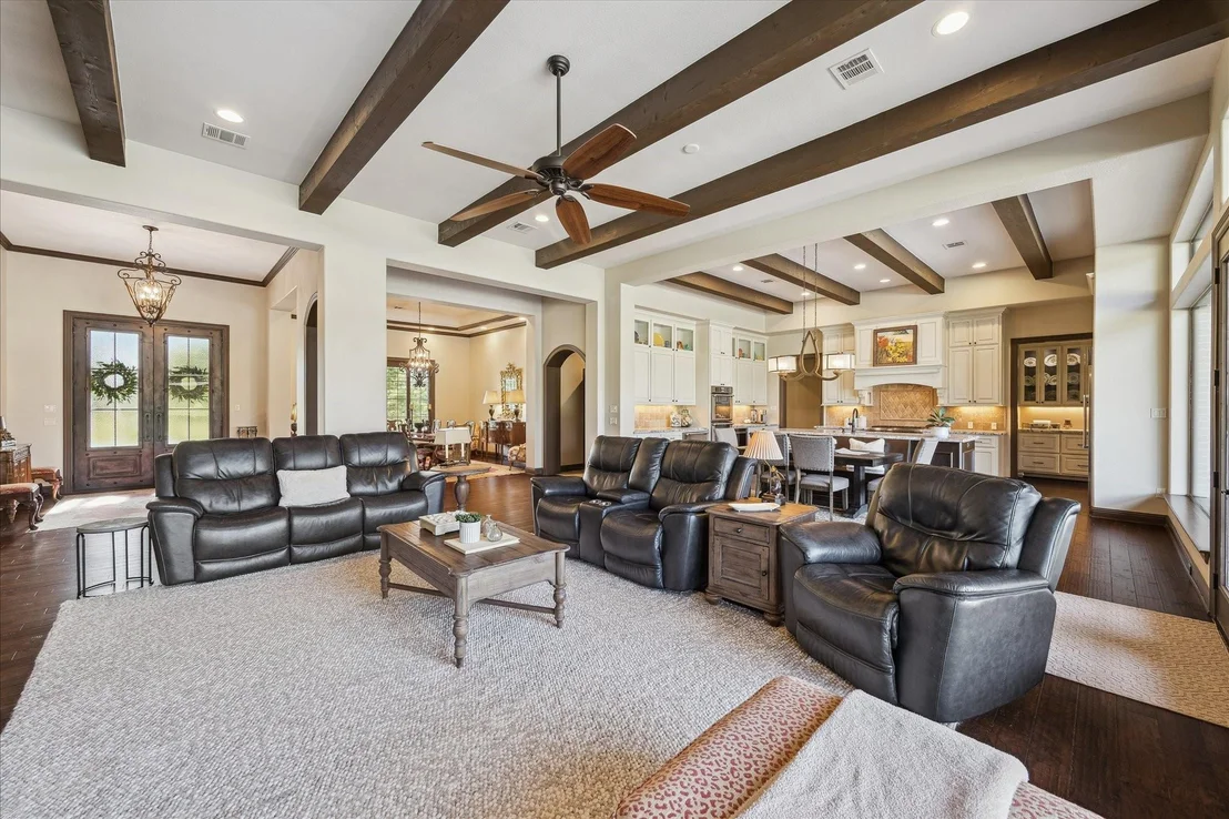 Photo of 11 Willowcreek Ranch Road