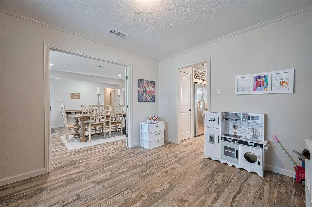 Photo of 10807 Overbrook Lane