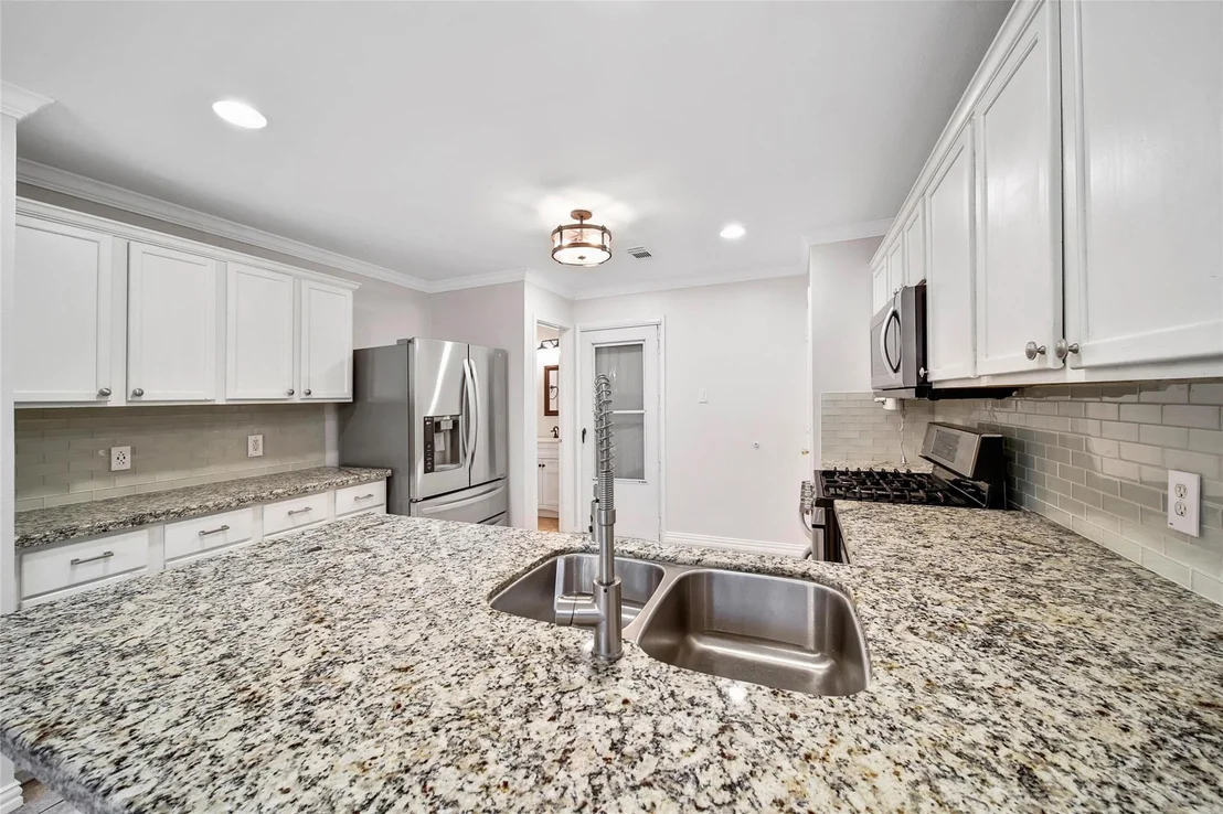 Photo of 19502 Sandy Stream Court