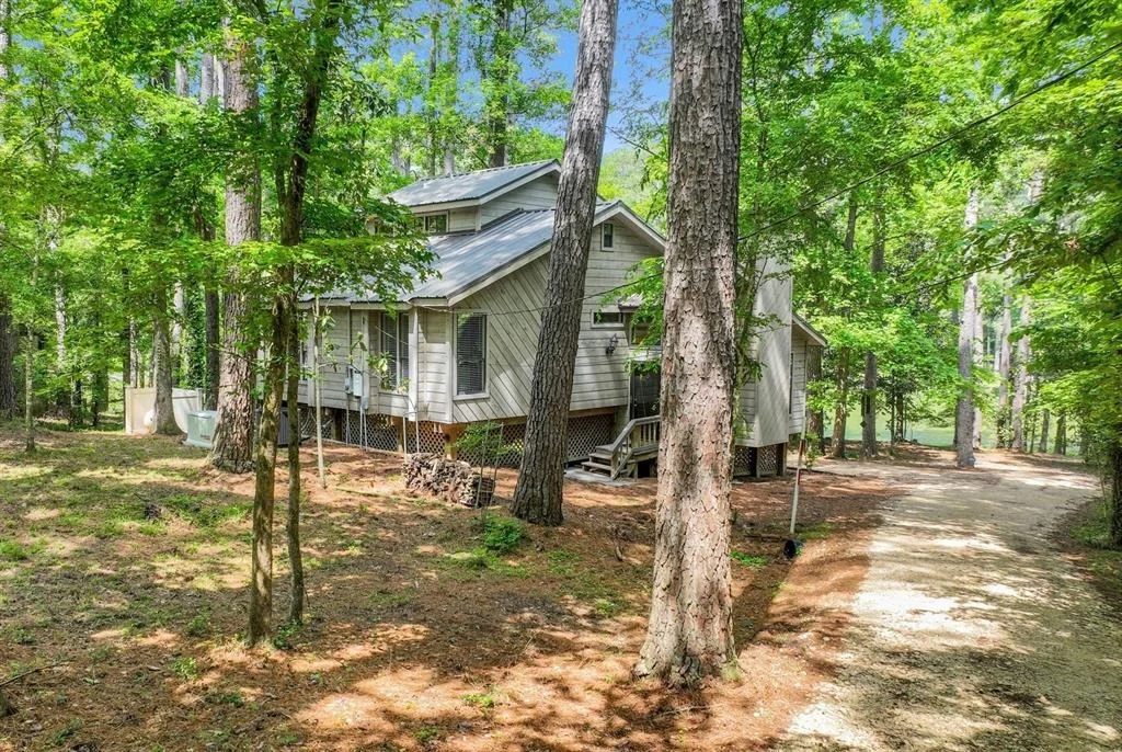 Photo of 1103 Lakeview Estates Drive