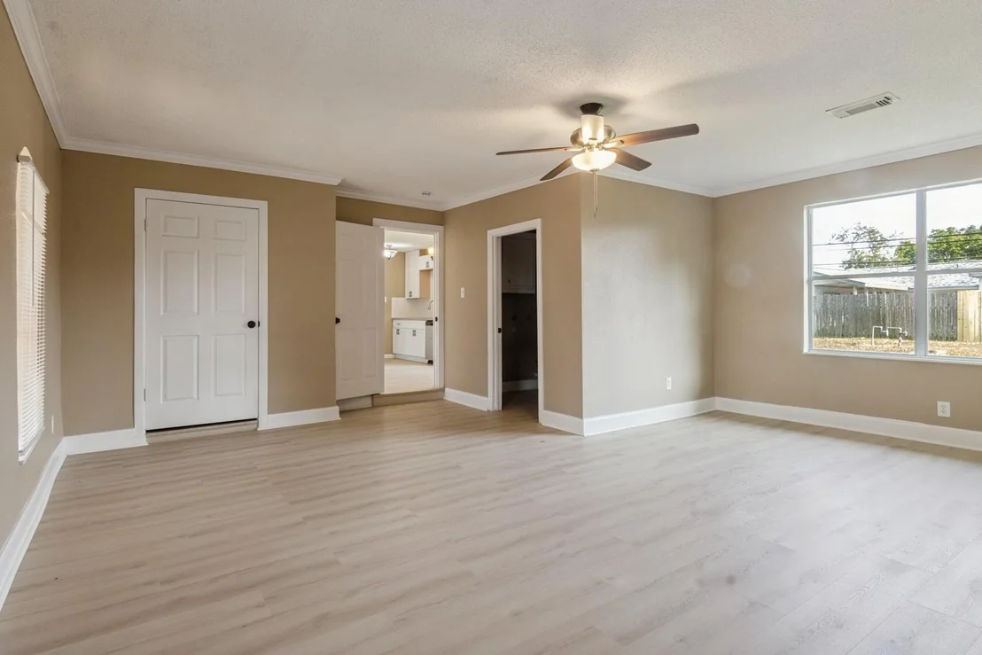 Photo of 3518 Thornwood Drive