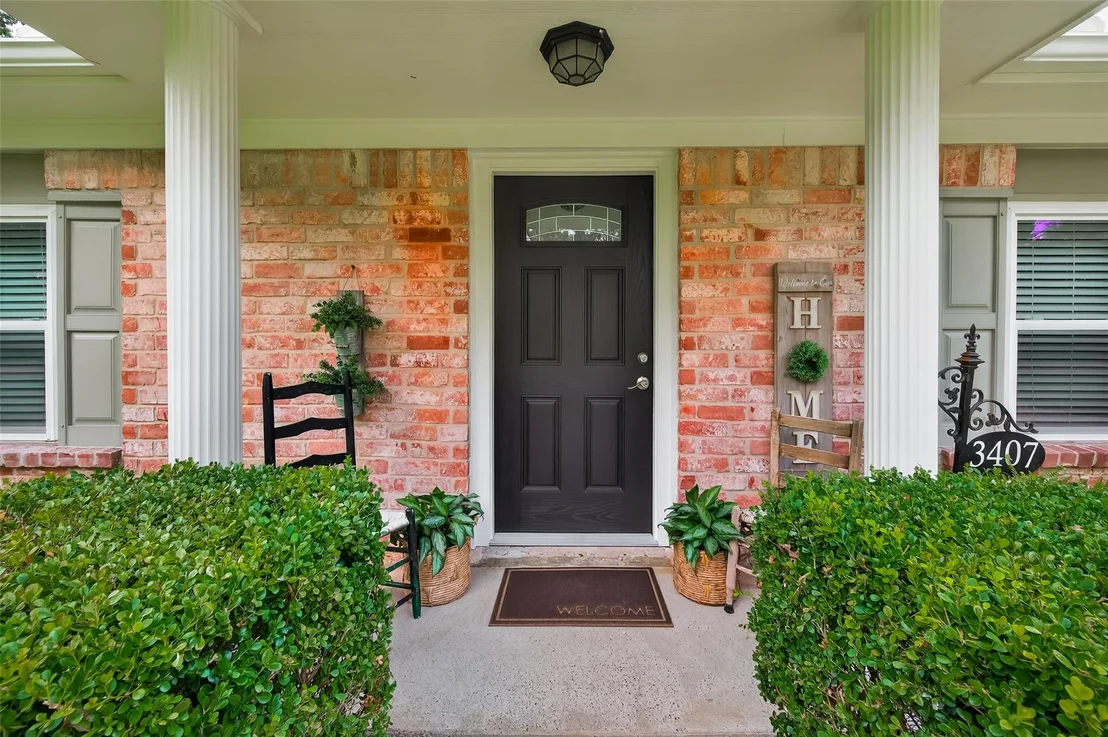 Photo of 3407 Long Shadows St
