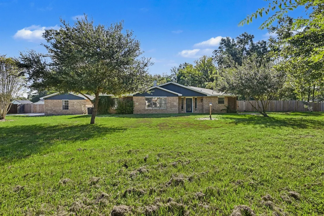 Photo of 17005 White Birch Lane