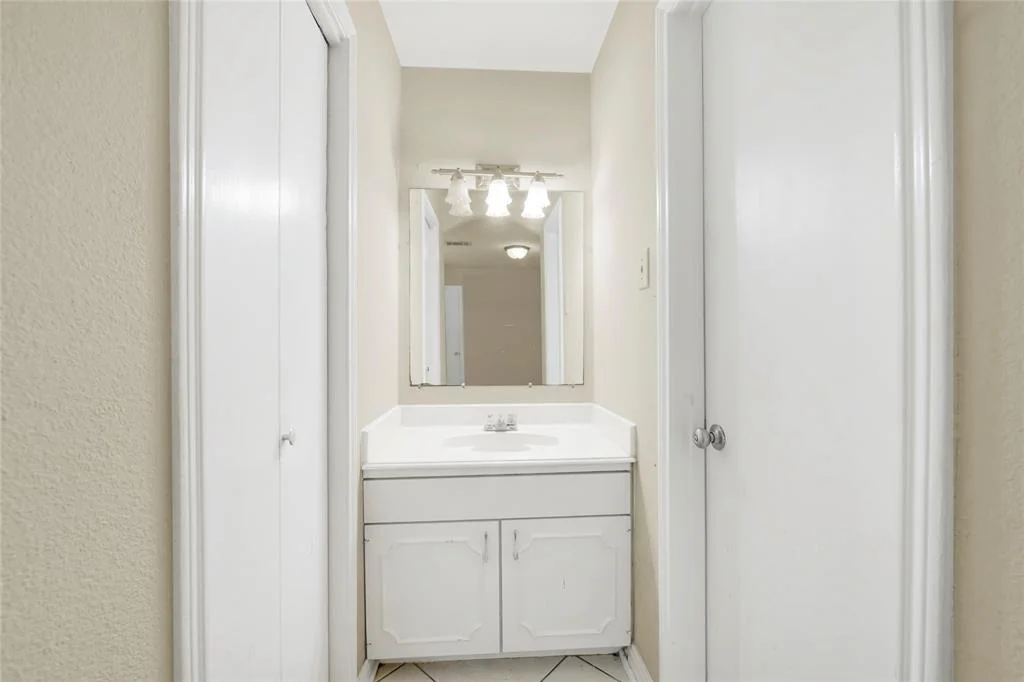 Photo of 4812 Honeysuckle Lane