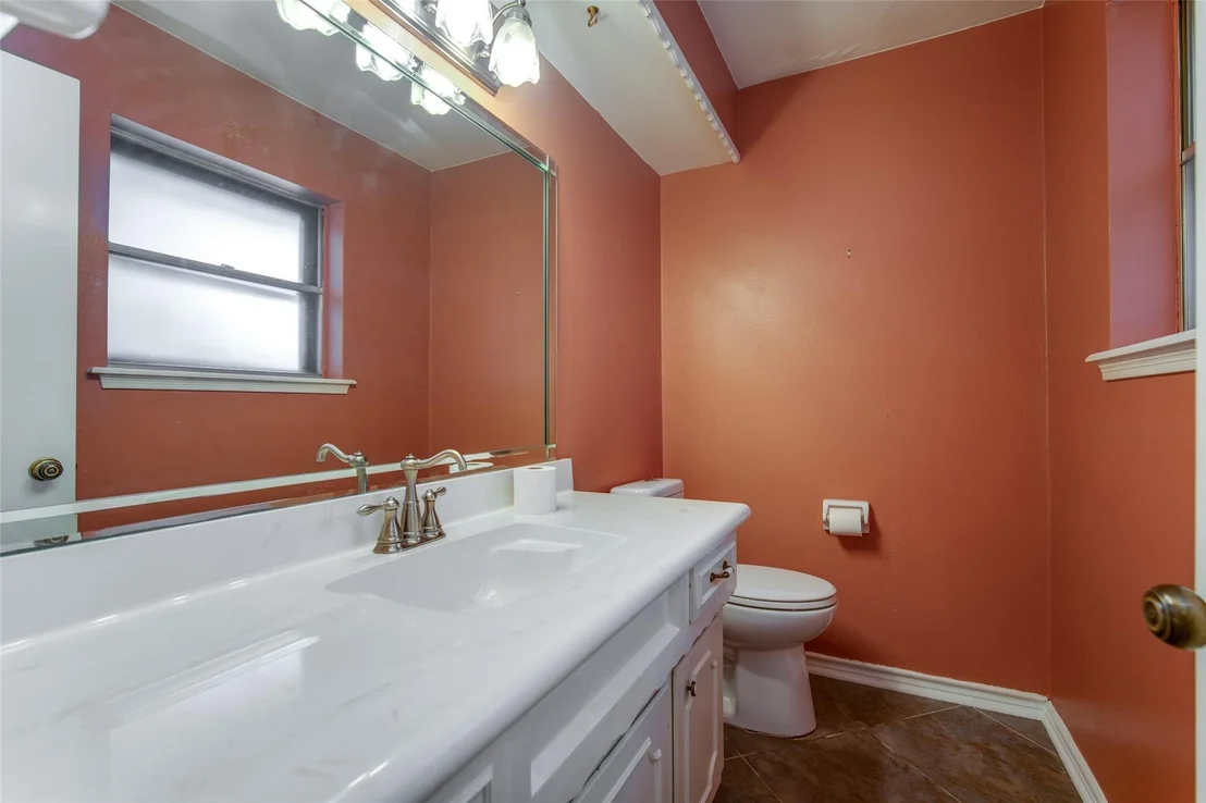 Photo of 1107 Pear Tree Lane