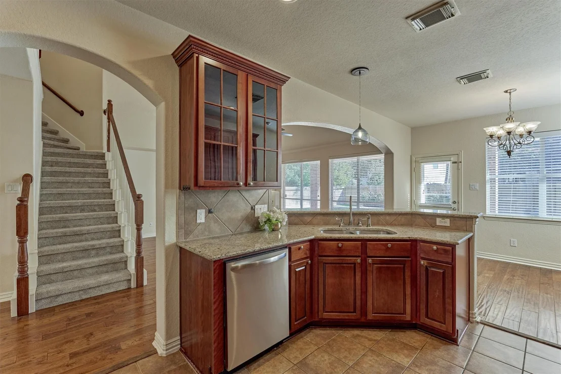 Photo of 66 W Frontera Circle