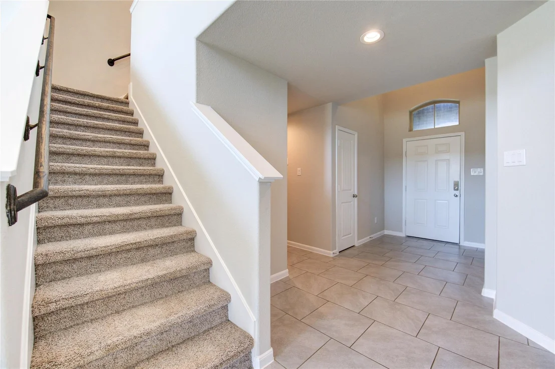 Photo of 29807 Breakwater Drive