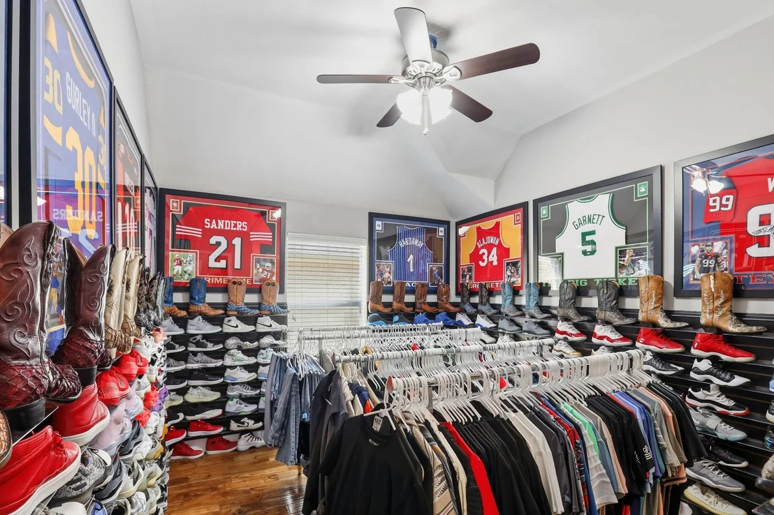 Photo of 18014 Grotto Point Drive