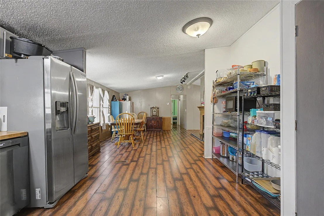 Photo of 149 E Austin Avenue