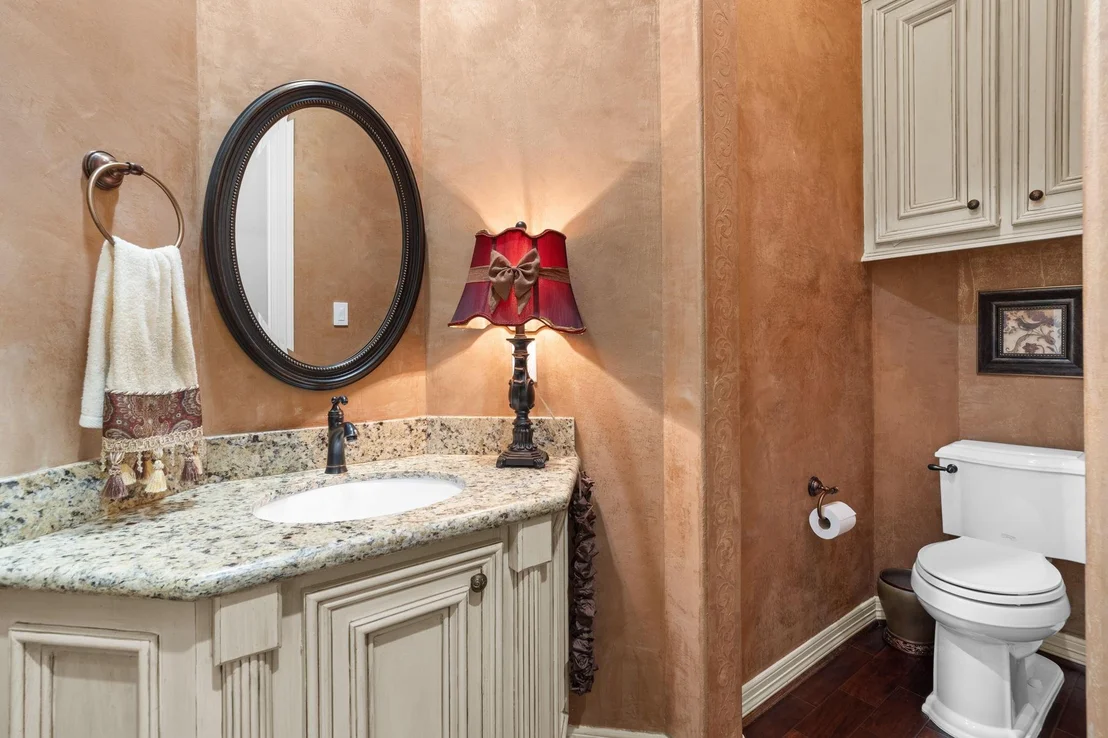 Photo of 8214 Forest Gate Drive