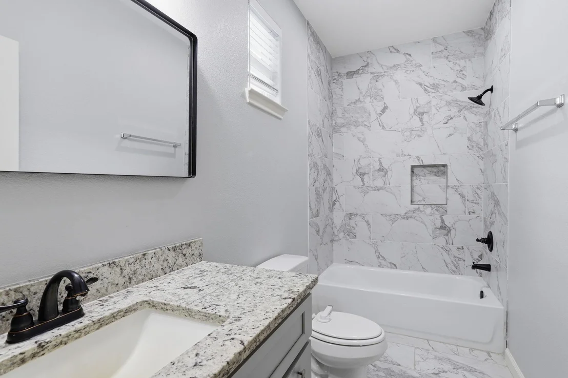Photo of 16919 Balmoral