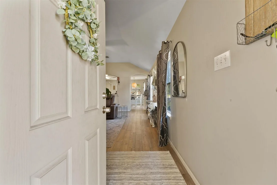 Photo of 19131 Lakota Drive