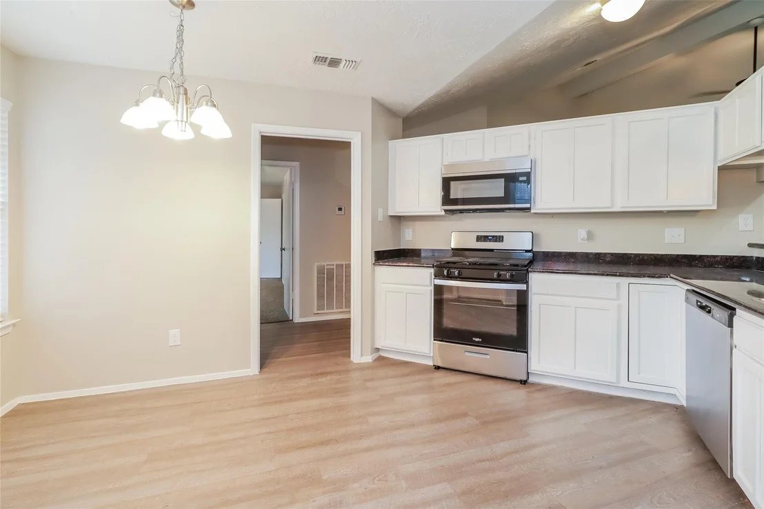 Photo of 7203 Fuchsia Lane