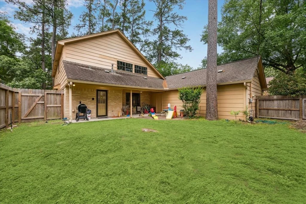 Photo of 12430 Oakcroft Drive