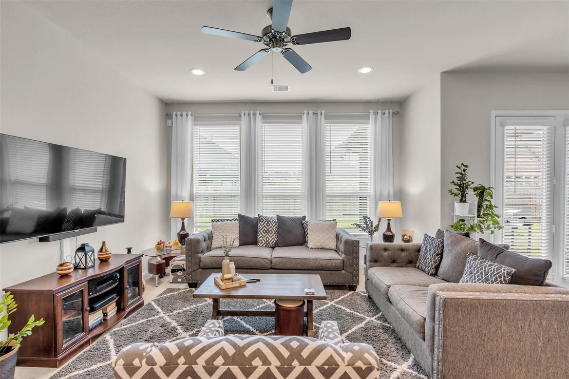 Photo of 10082 Black Maple Drive
