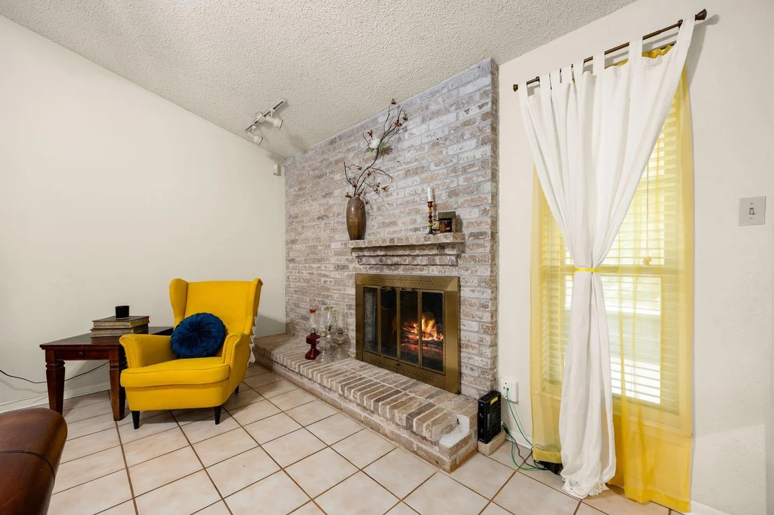 Photo of 17411 Huntersglen Circle