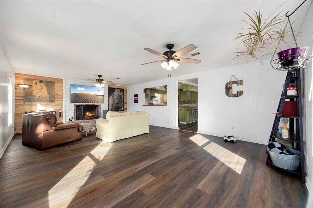 Photo of 33180 Wright Road
