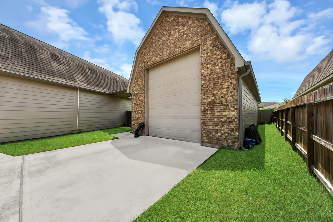 Photo of 6702 Falcon Ridge
