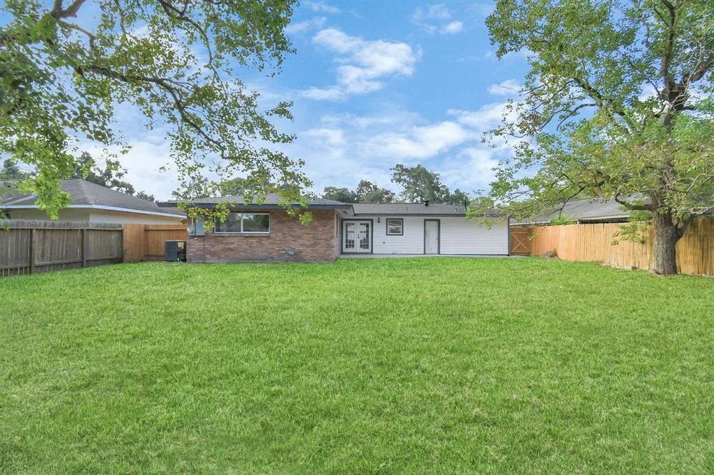 Photo of 5434 Creekbend Drive