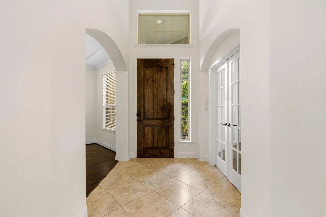 Photo of 10 Waterfall Way