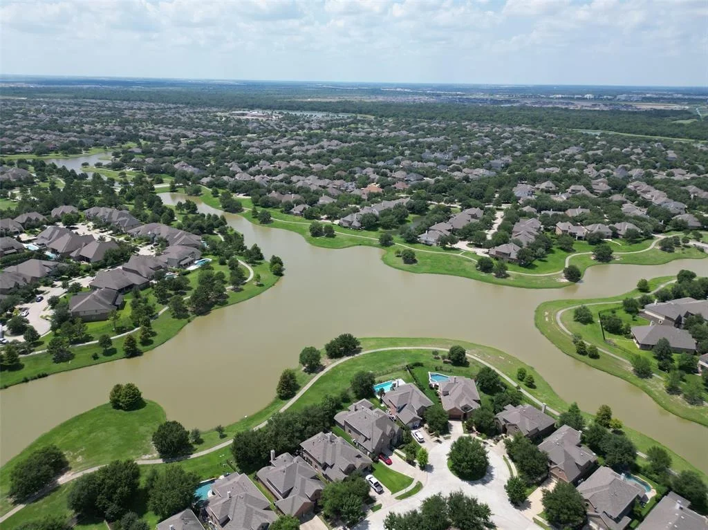 Photo of 17207 Red Oak Bend Drive