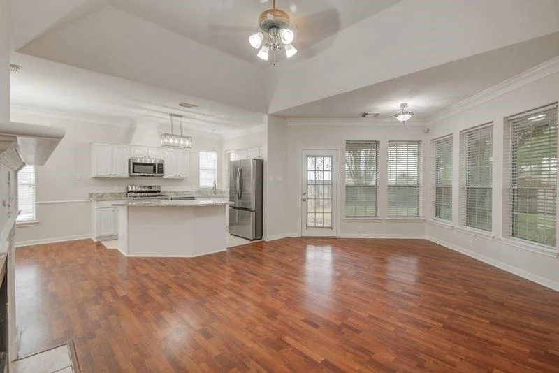 Photo of 301 Lasso Street