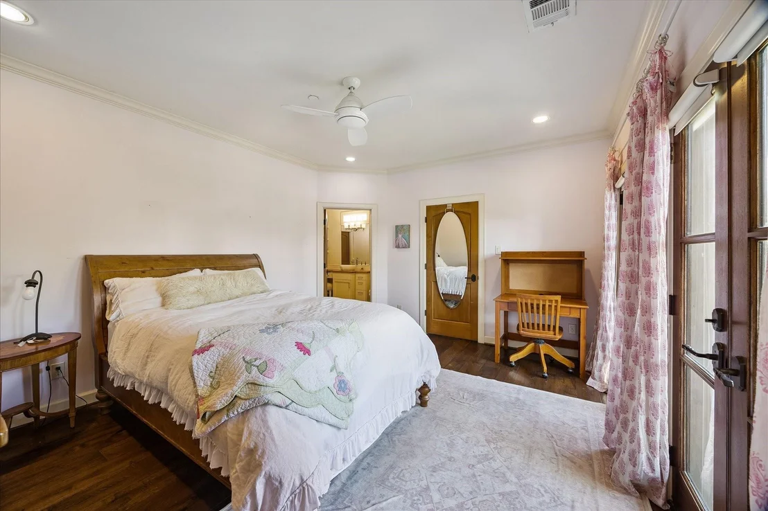 Photo of 8810 Echo Valley Drive