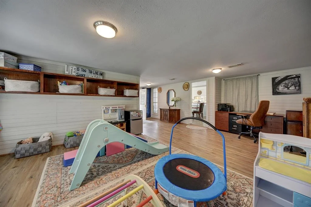 Photo of 307 Scenic Drive