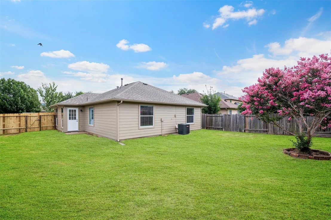 Photo of 7522 Pheasant Grove Drive