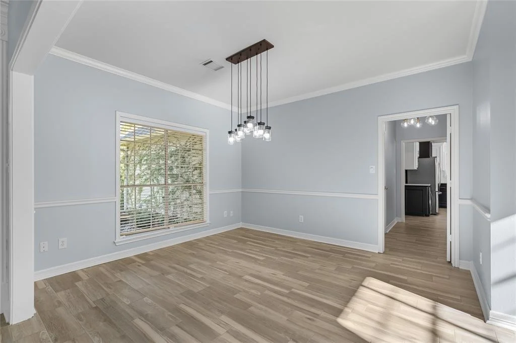 Photo of 32430 Edgewater Drive