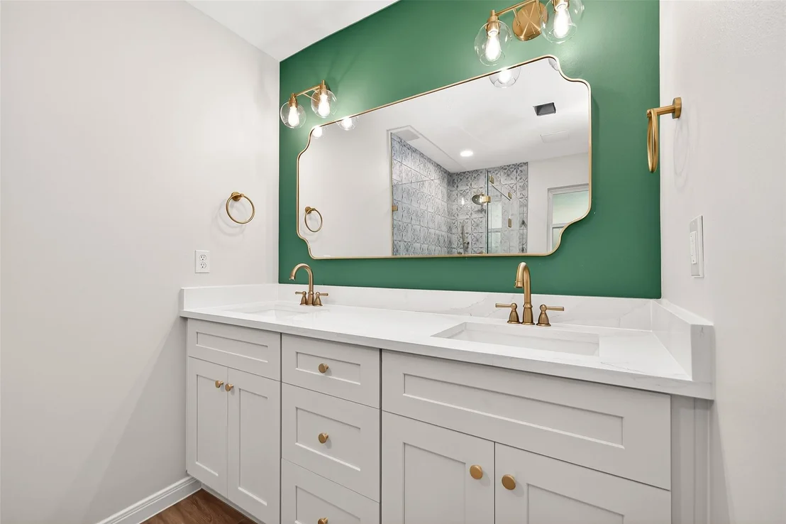 Photo of 247 Castlewood Drive