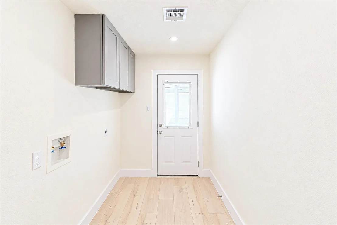 Photo of 8002 Candle Lane
