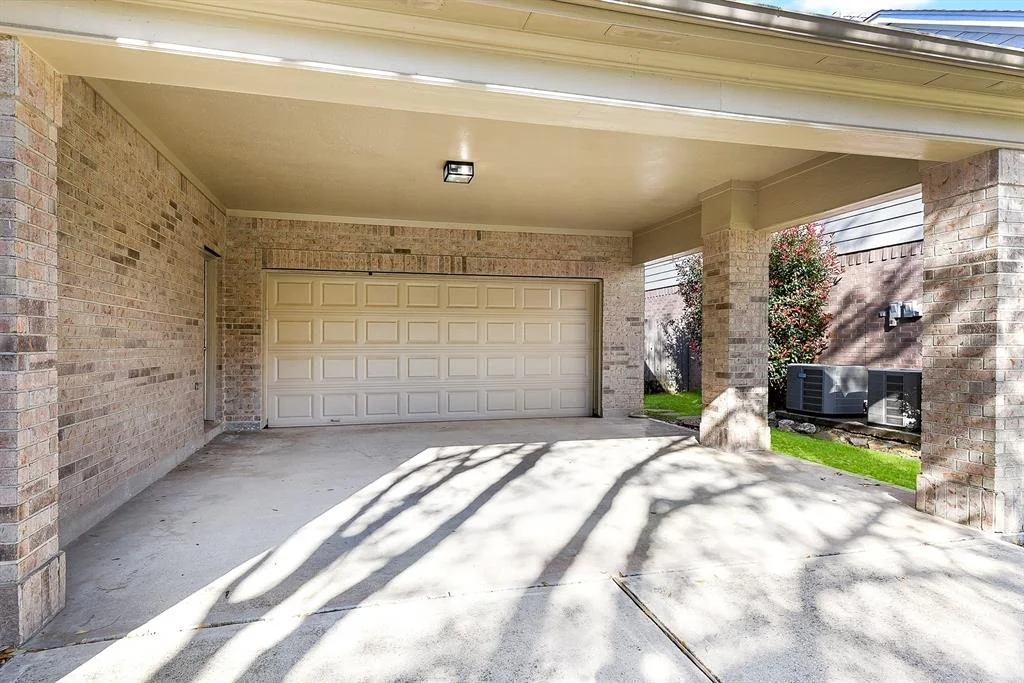 Photo of 2006 Briarchester Drive
