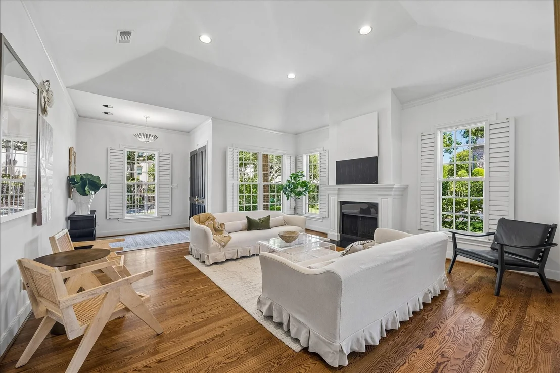 Photo of 40 Hackberry Lane